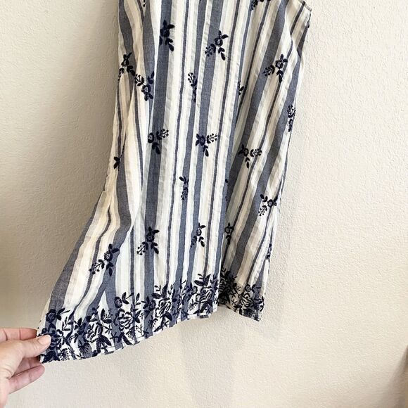 Francesca's Shift Dress Miami Embroidered Chambray Summer Tunic Dress‎ Sz S - Picture 8 of 11
